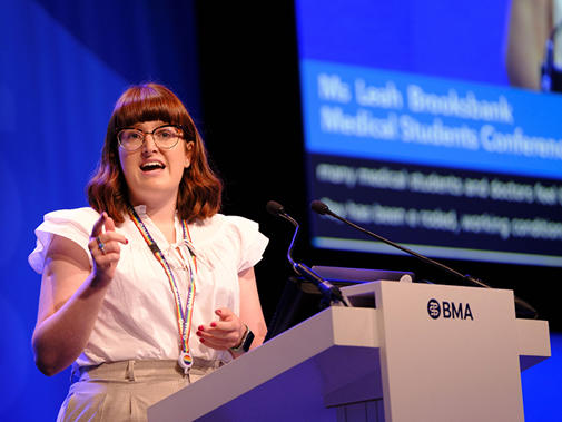Leah Brooksbank 