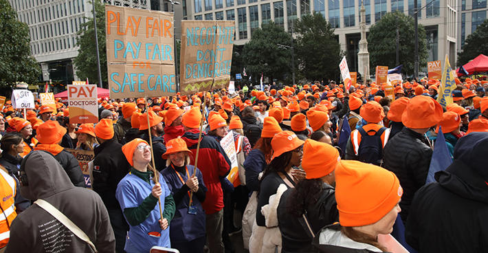 Doctors warn Government they are prepared to strike until next general ...