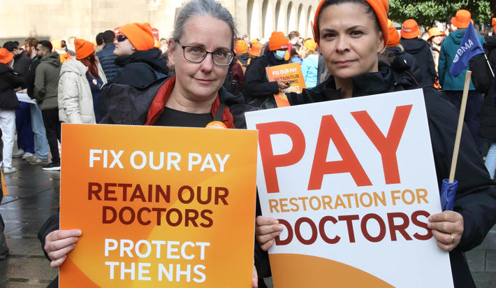 Junior doctors plan further strike action