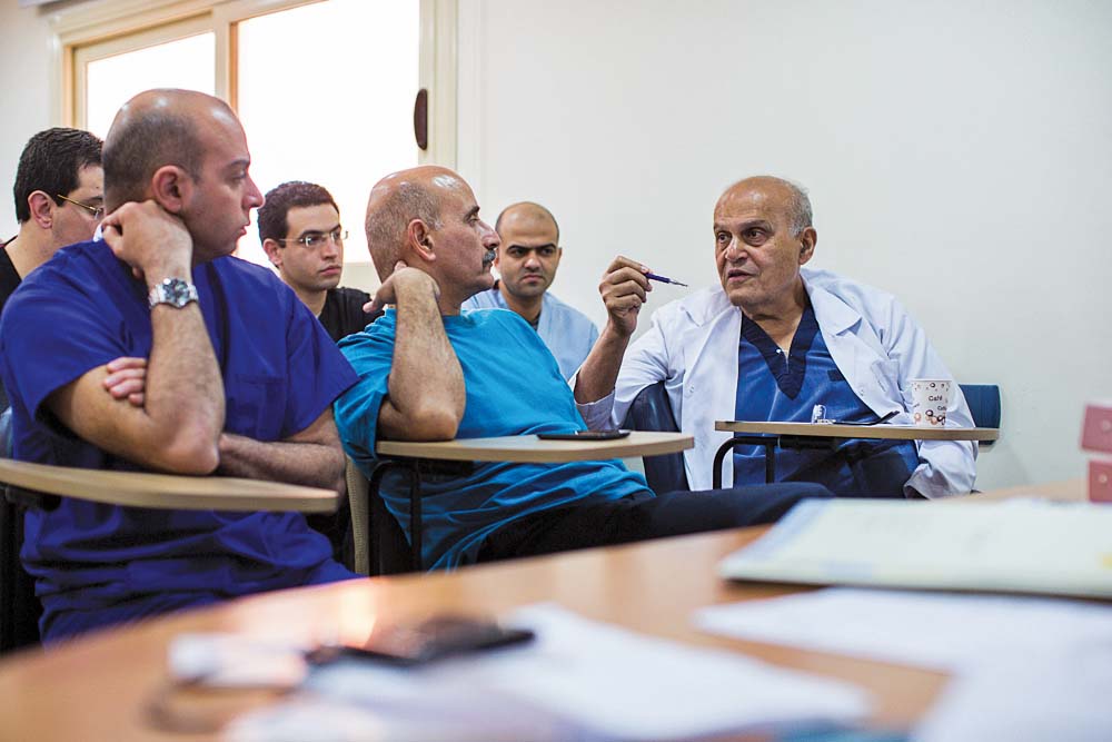 Sir Magdi teaching at the Aswan Heart Centre in 2014 (credit: Magdi Yacoub Heart Foundation)
